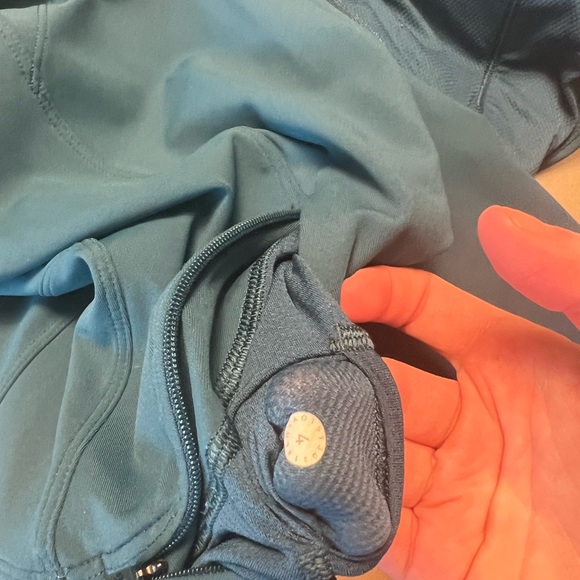Lululemon Gait keeper jacket - Picture 3 of 3